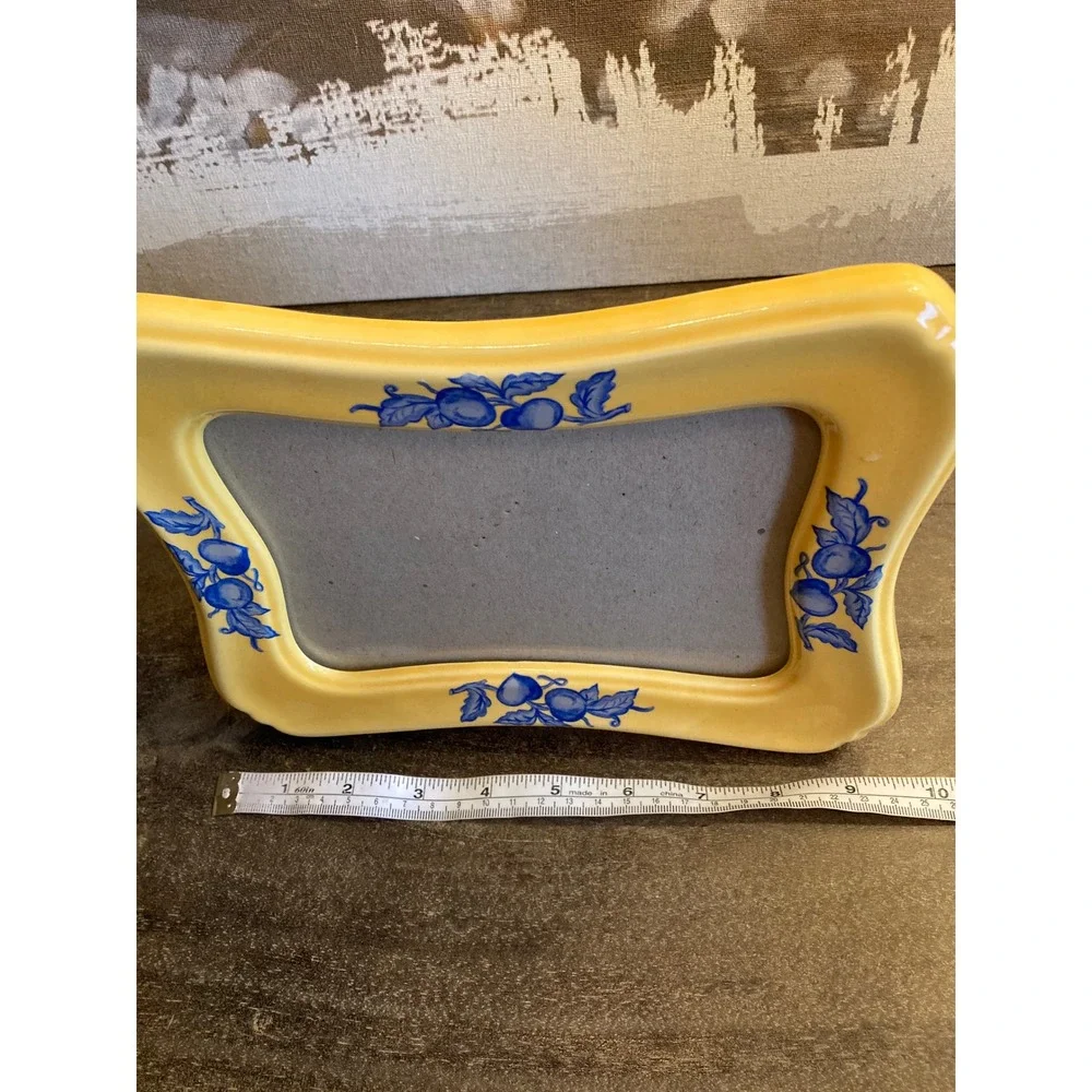Philip Whitney Yellow Ceramic Photo Frame Blue Fruit Scalloped 7x9.5 Landscape